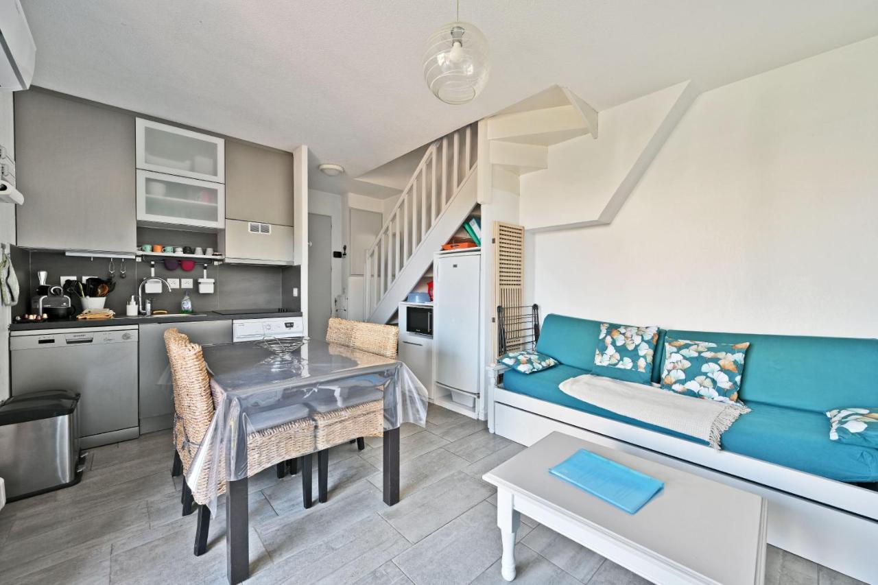 Le Petit Bonheur - Place Parking Privee - Clim - Terrasse - Piscine Partagee - Proche Parc Spirou Saint-Saturnin-lès-Avignon Екстериор снимка
